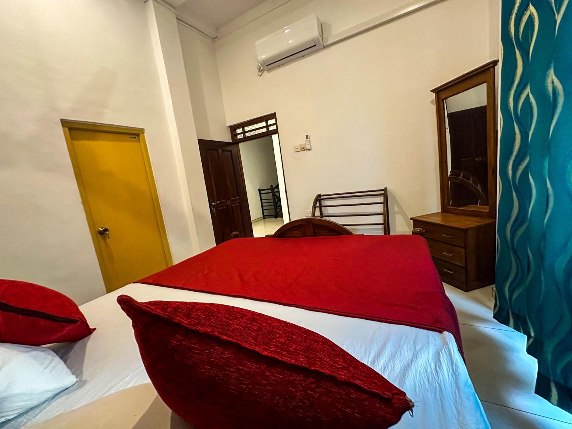 New Panda House Hotel Galle Exterior photo