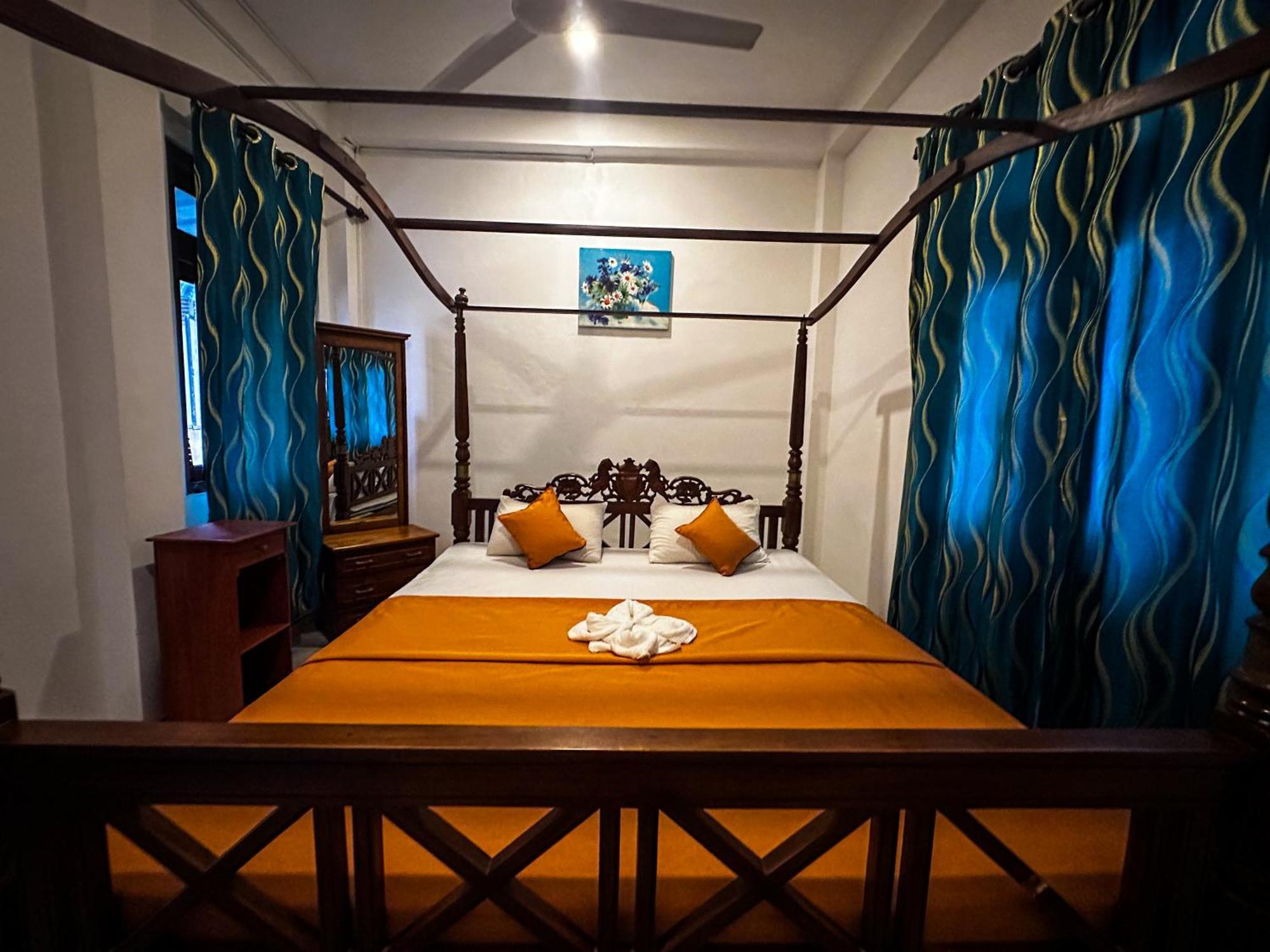New Panda House Hotel Galle Room photo