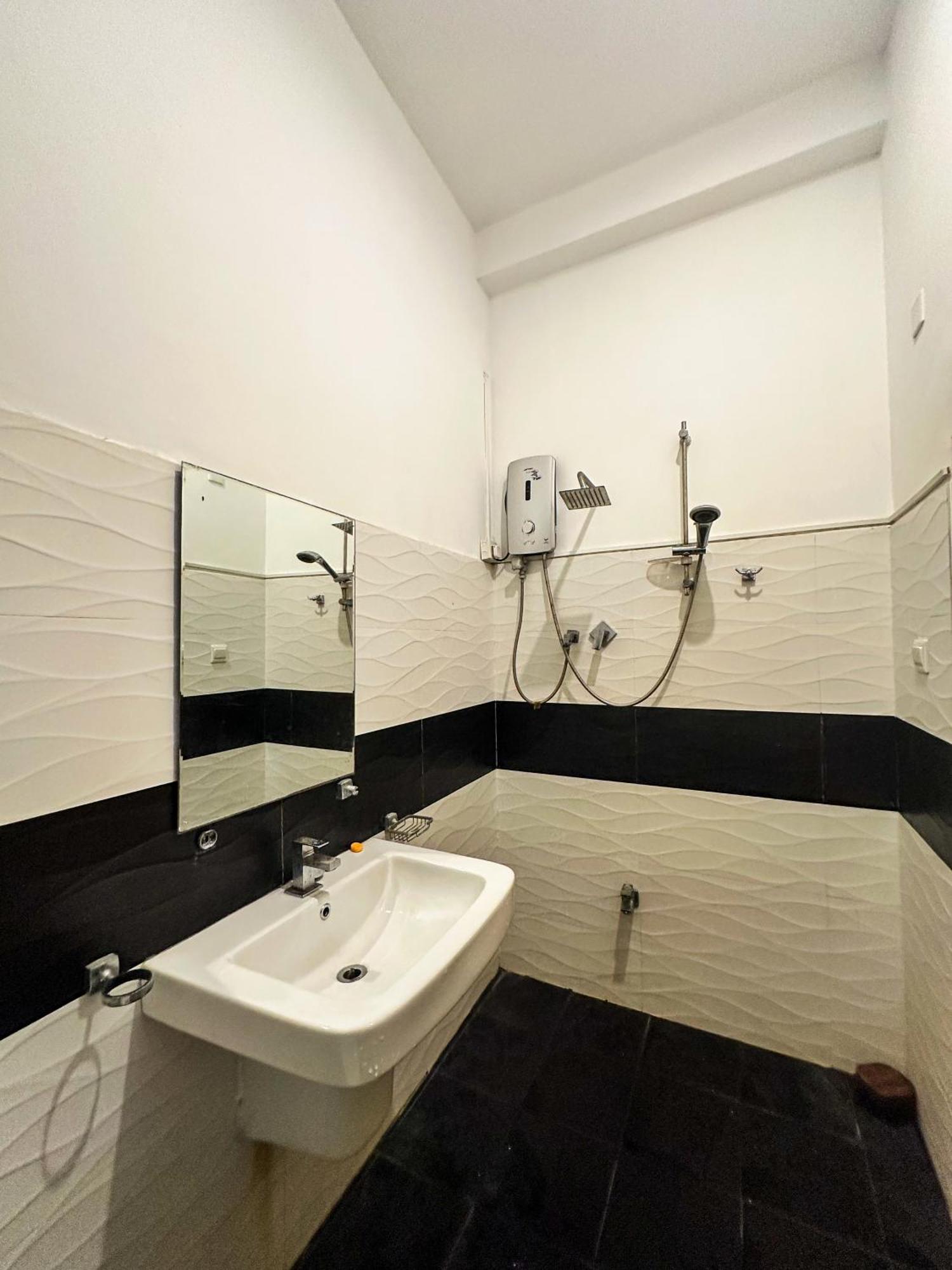 New Panda House Hotel Galle Room photo