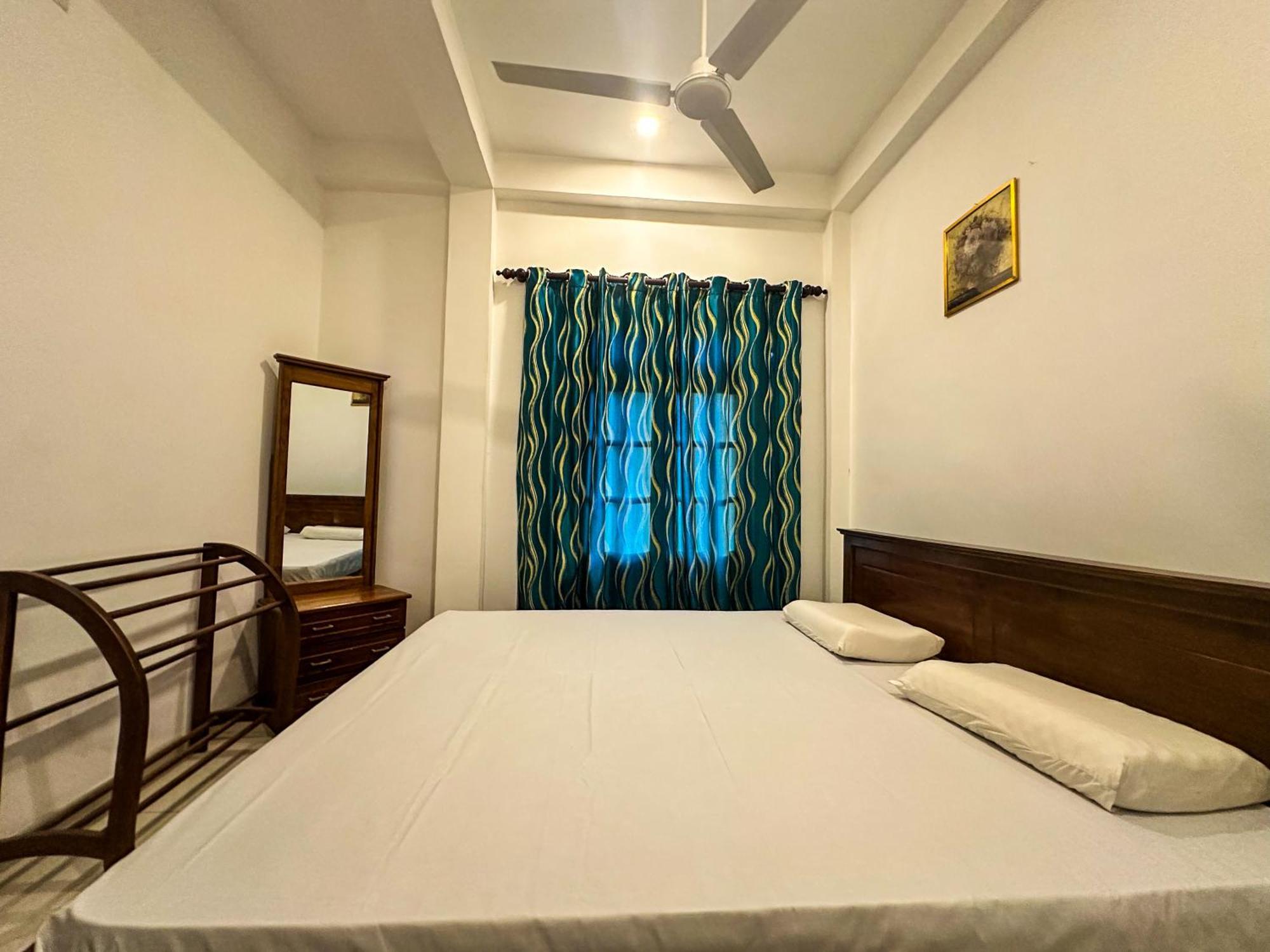 New Panda House Hotel Galle Room photo