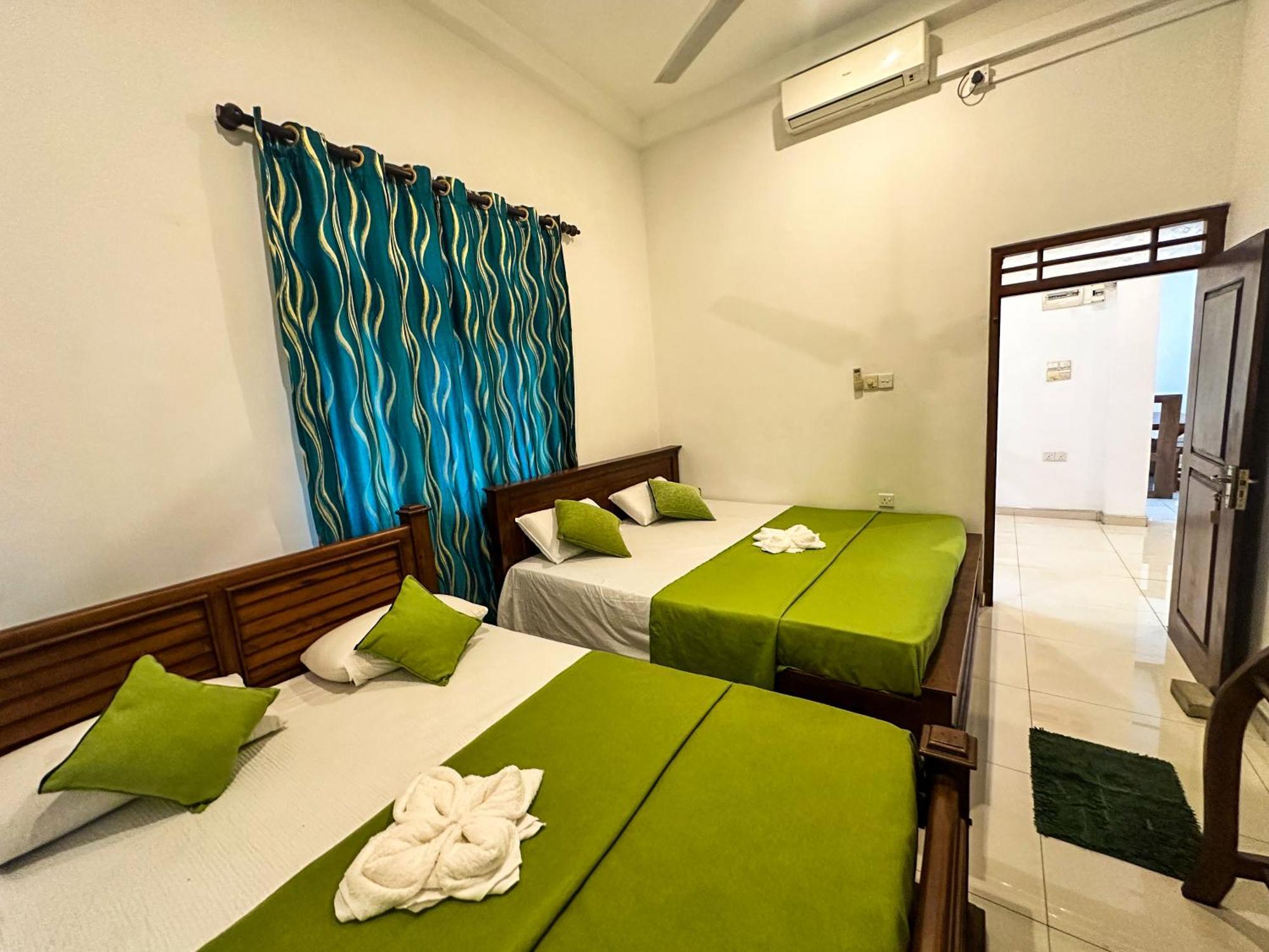 New Panda House Hotel Galle Exterior photo
